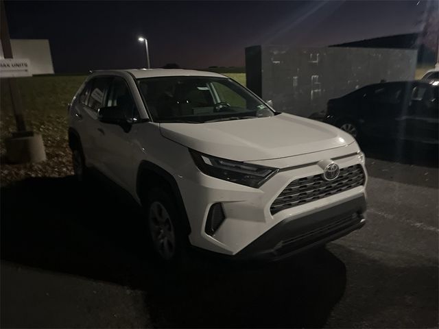 2024 Toyota RAV4 LE