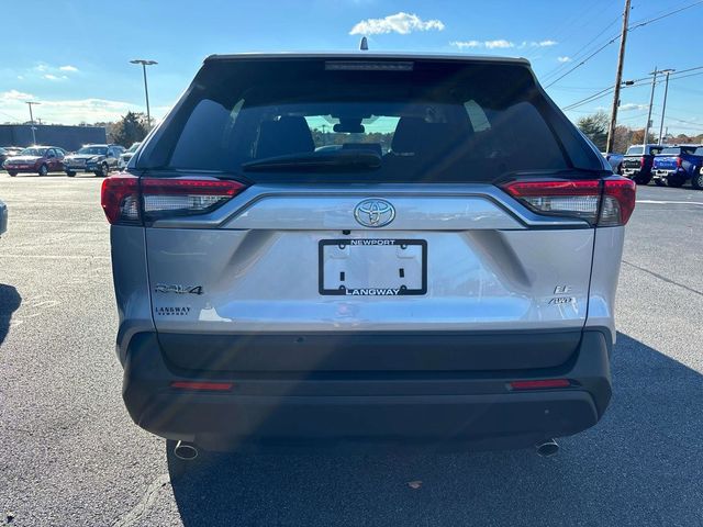 2024 Toyota RAV4 LE