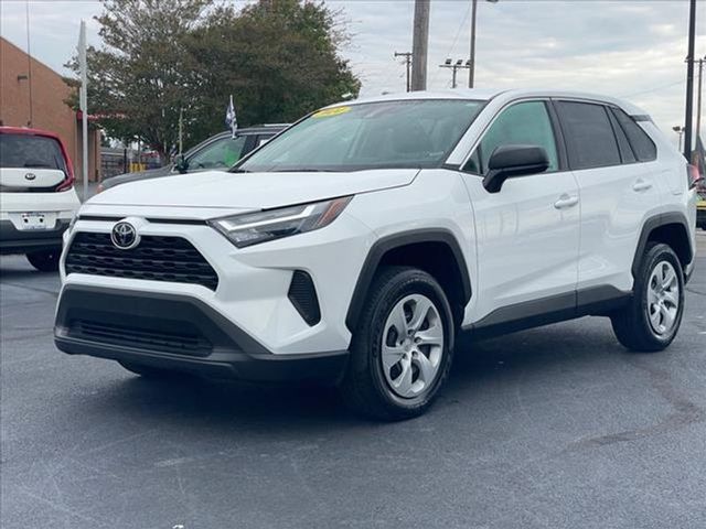 2024 Toyota RAV4 LE