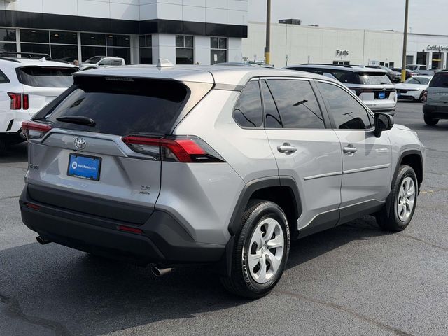 2024 Toyota RAV4 LE