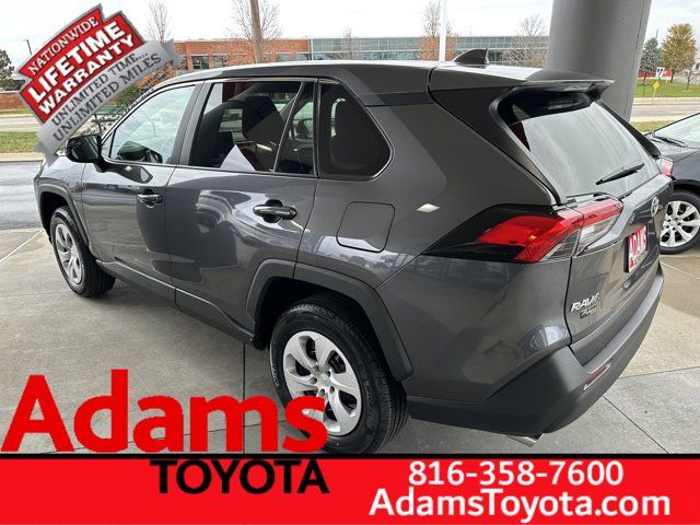 2024 Toyota RAV4 LE