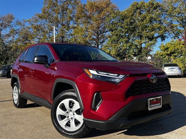 2024 Toyota RAV4 LE