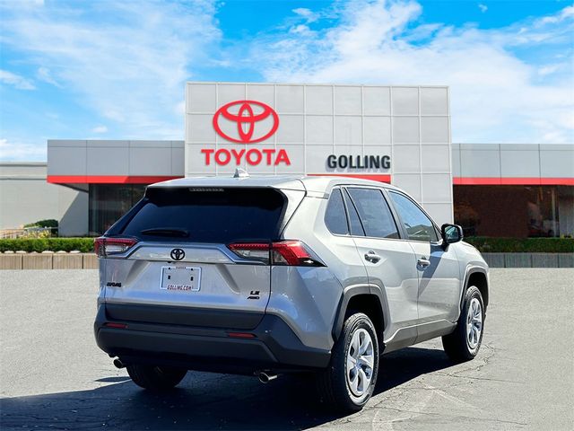 2024 Toyota RAV4 LE