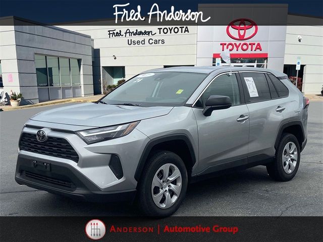 2024 Toyota RAV4 LE