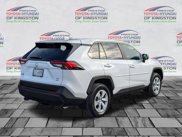 2024 Toyota RAV4 LE