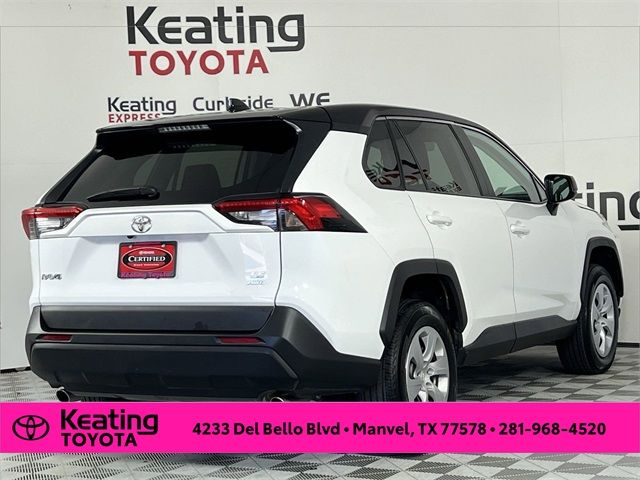 2024 Toyota RAV4 LE