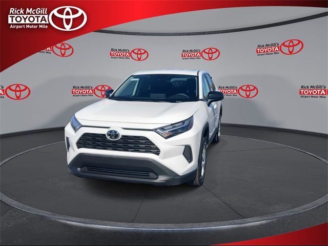 2024 Toyota RAV4 LE