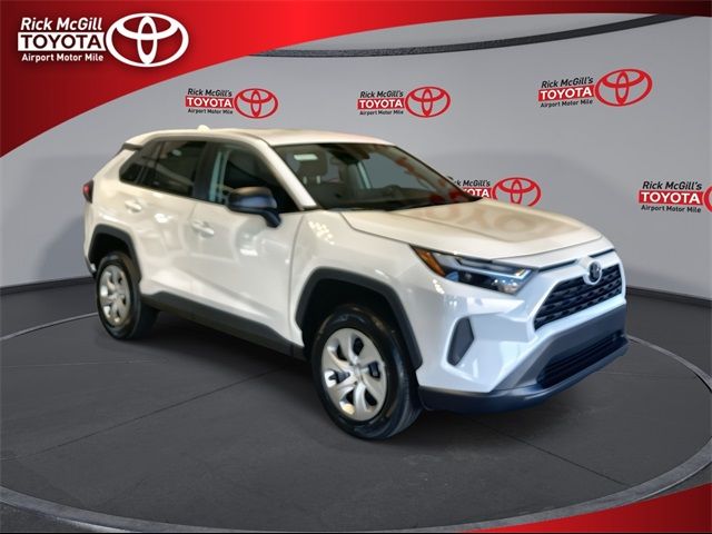 2024 Toyota RAV4 LE