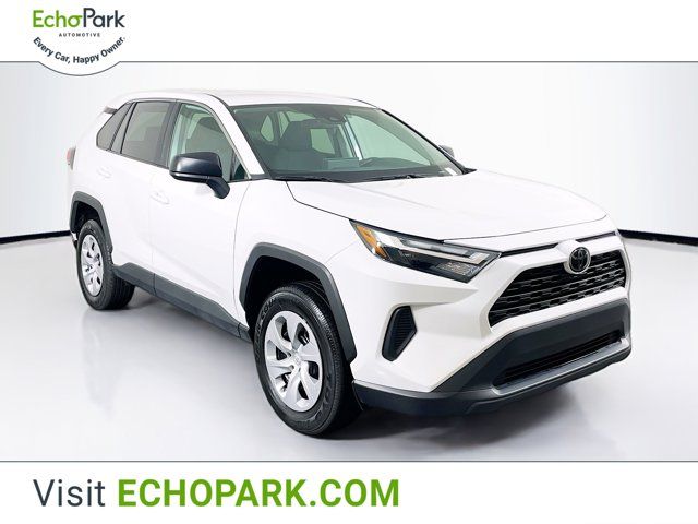 2024 Toyota RAV4 LE