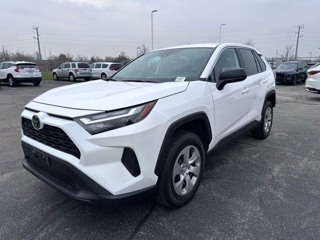 2024 Toyota RAV4 LE