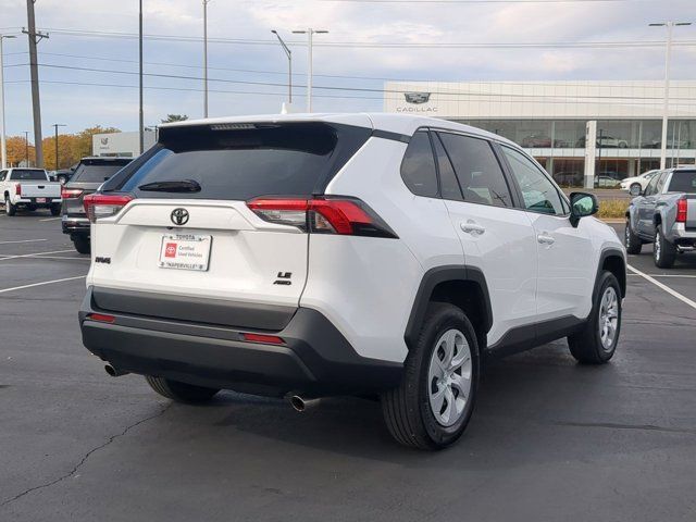 2024 Toyota RAV4 LE