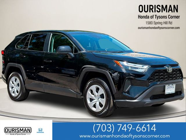 2024 Toyota RAV4 LE