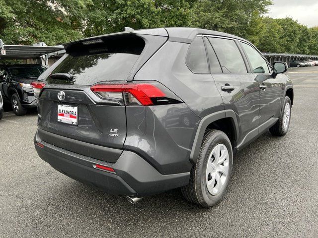 2024 Toyota RAV4 LE