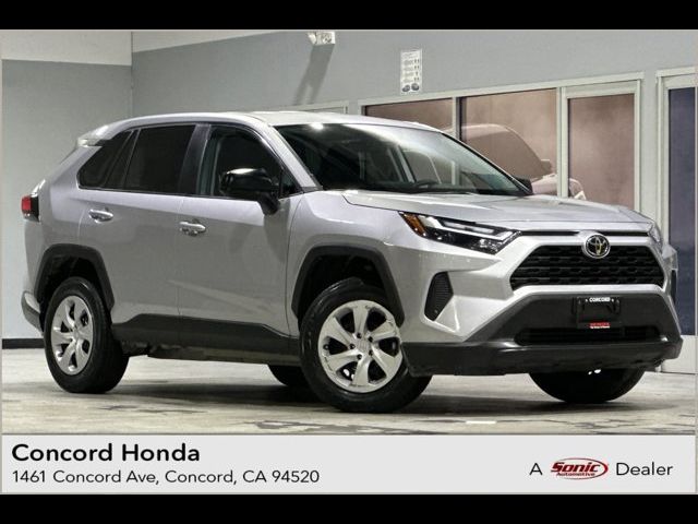 2024 Toyota RAV4 LE