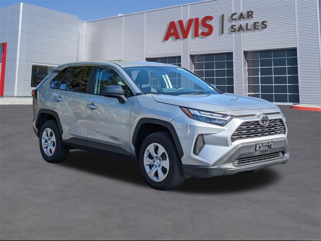 2024 Toyota RAV4 LE