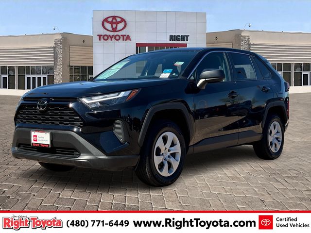 2024 Toyota RAV4 LE