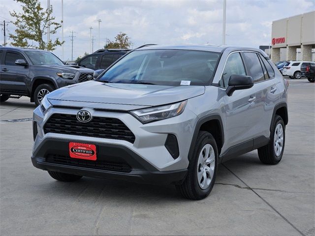 2024 Toyota RAV4 LE