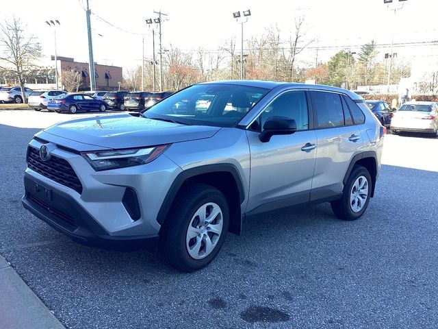 2024 Toyota RAV4 LE