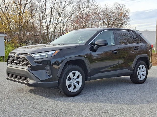 2024 Toyota RAV4 LE