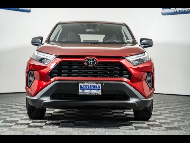 2024 Toyota RAV4 LE