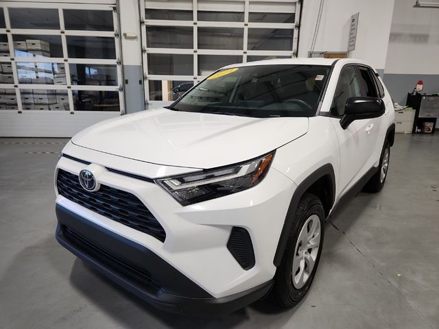 2024 Toyota RAV4 LE