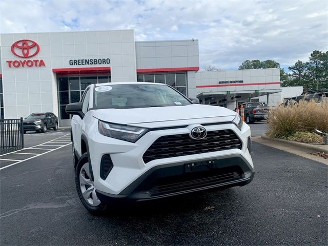 2024 Toyota RAV4 LE