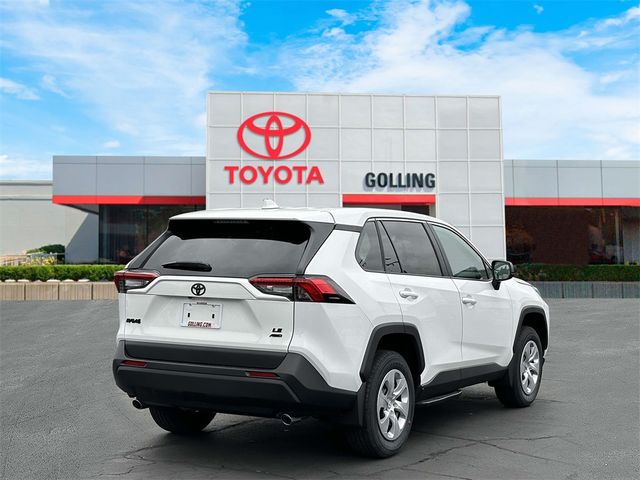 2024 Toyota RAV4 LE