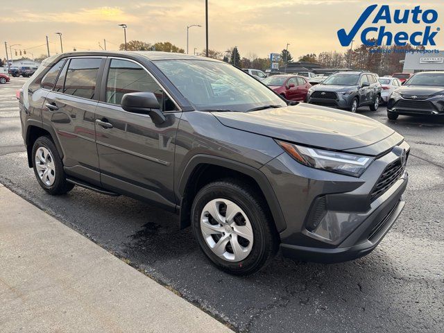 2024 Toyota RAV4 LE