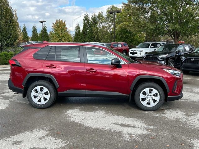 2024 Toyota RAV4 LE