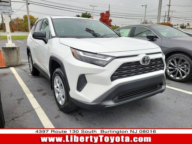 2024 Toyota RAV4 LE