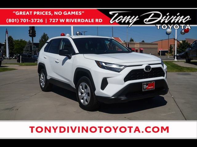 2024 Toyota RAV4 LE