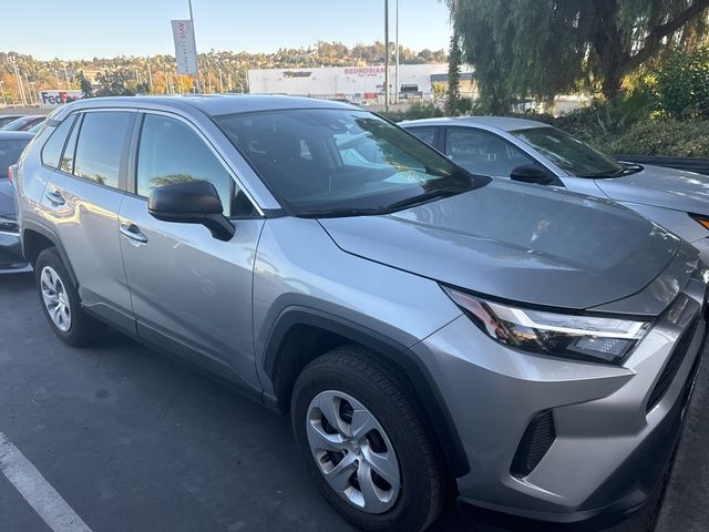 2024 Toyota RAV4 LE