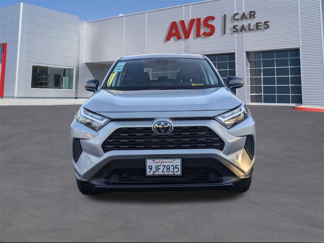 2024 Toyota RAV4 LE