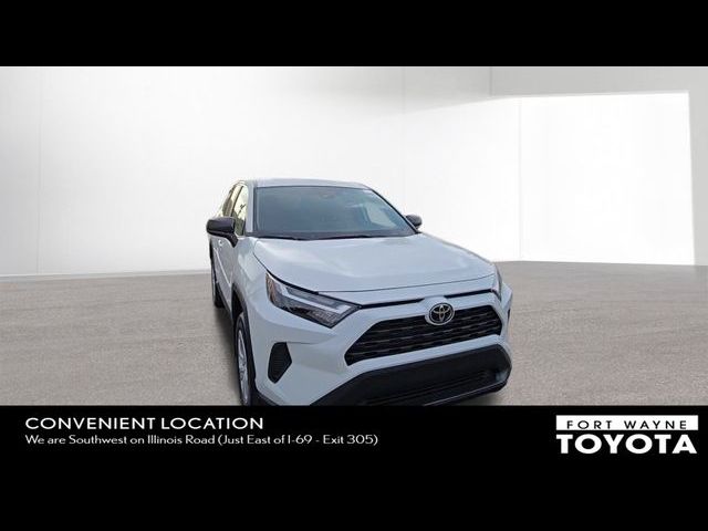 2024 Toyota RAV4 LE