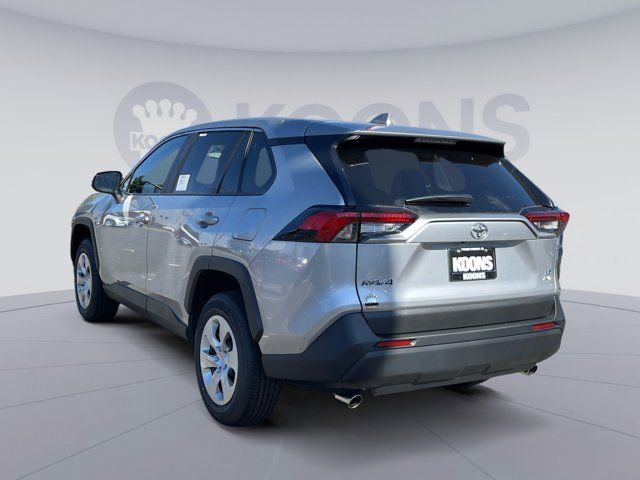 2024 Toyota RAV4 LE