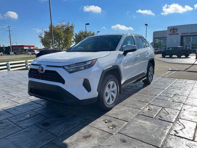 2024 Toyota RAV4 LE