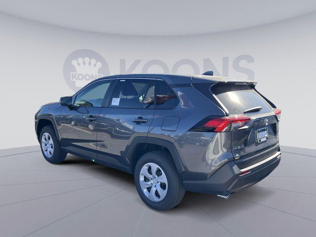 2024 Toyota RAV4 LE