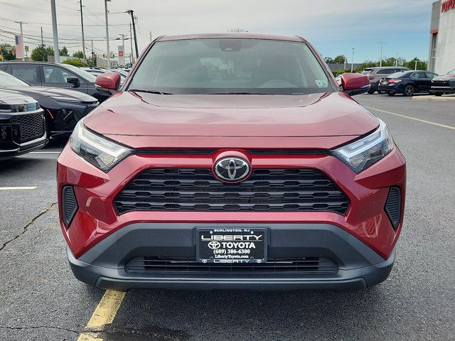 2024 Toyota RAV4 LE