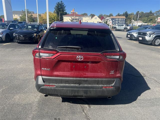 2024 Toyota RAV4 LE