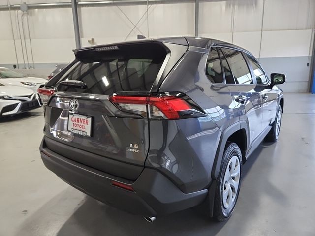 2024 Toyota RAV4 LE