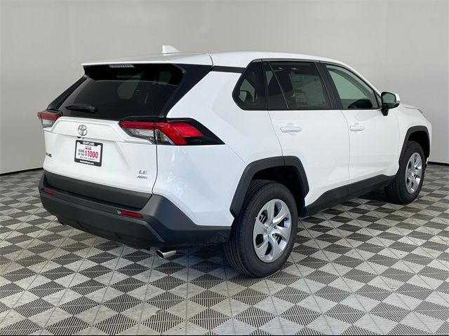 2024 Toyota RAV4 LE