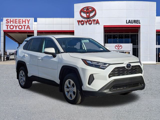 2024 Toyota RAV4 LE