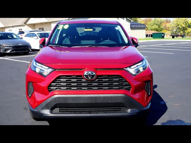 2024 Toyota RAV4 LE