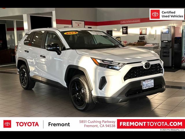 2024 Toyota RAV4 LE