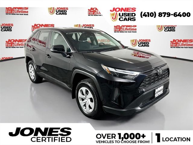 2024 Toyota RAV4 LE