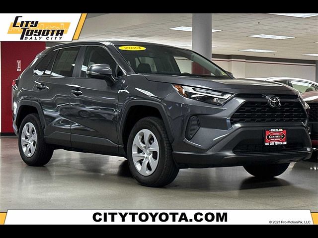 2024 Toyota RAV4 LE