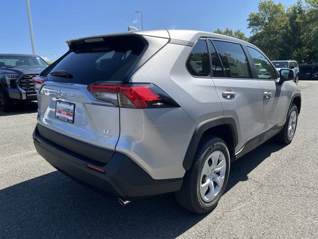 2024 Toyota RAV4 LE