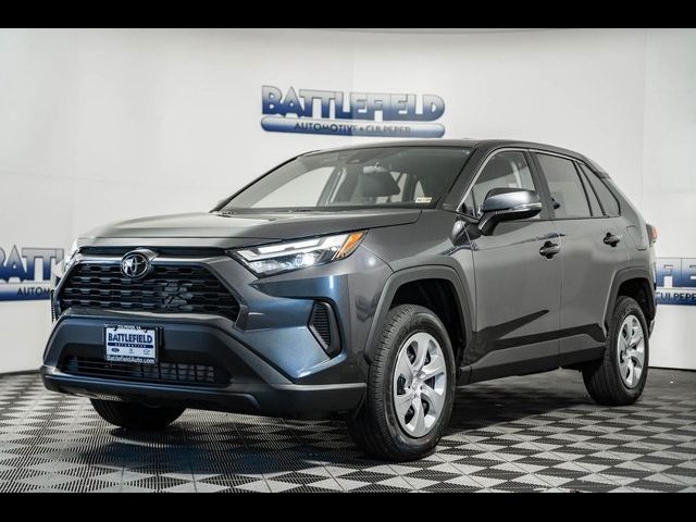 2024 Toyota RAV4 LE