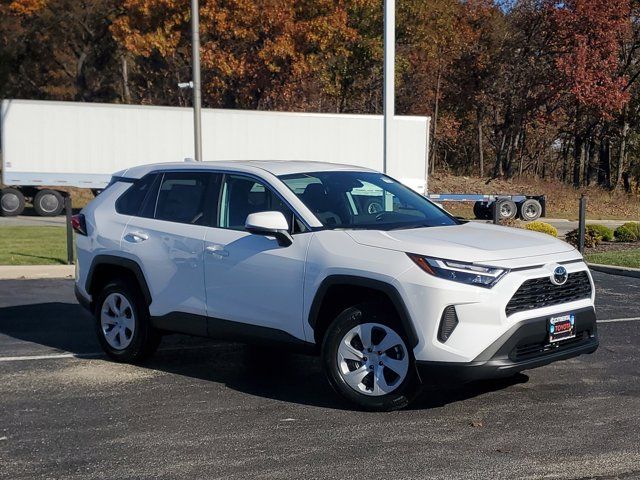 2024 Toyota RAV4 LE