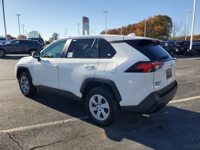 2024 Toyota RAV4 LE